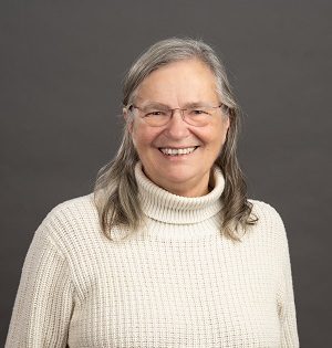 Headshot of Casey Garhart