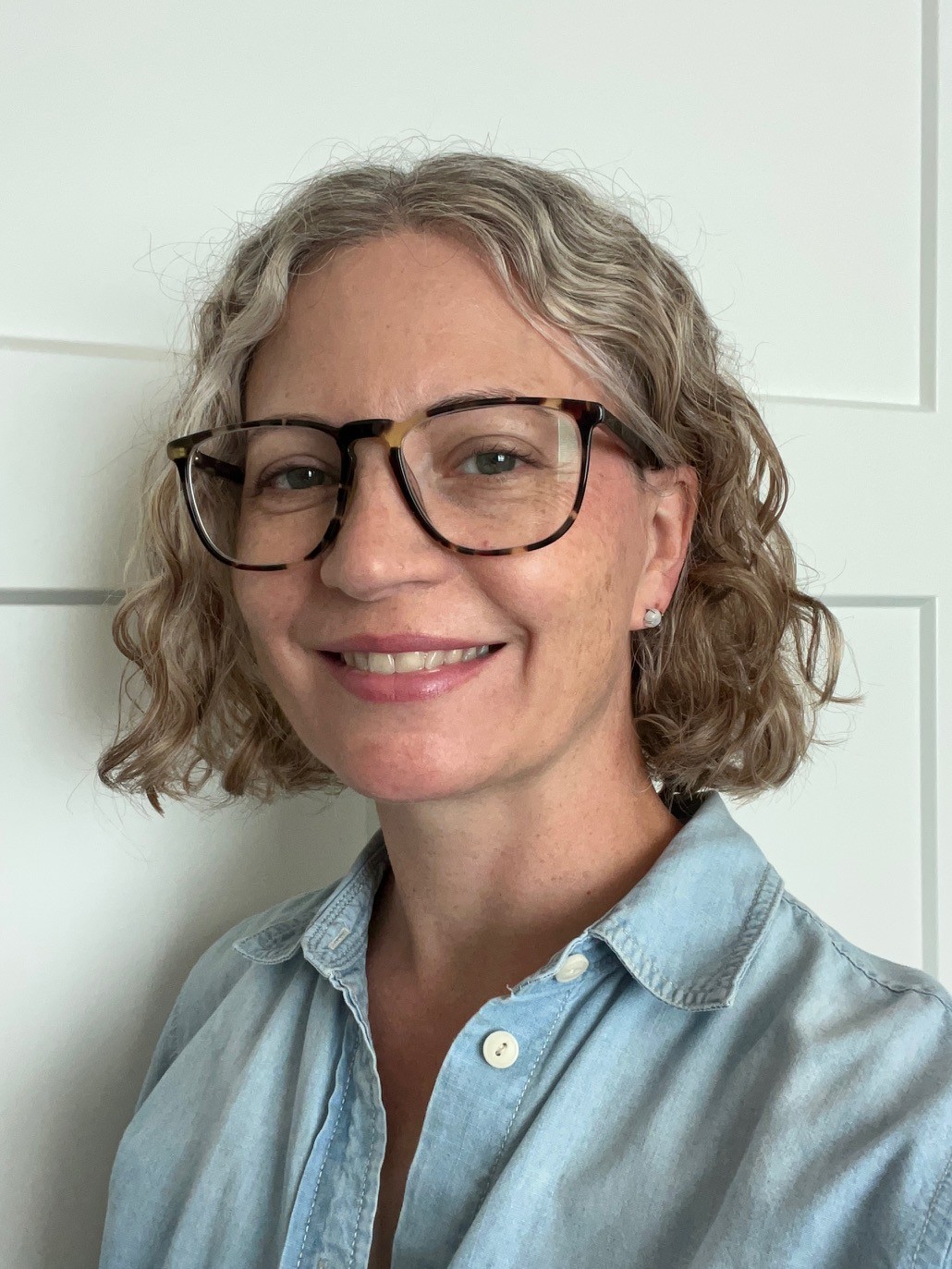 Headshot of Leah Kavallaris