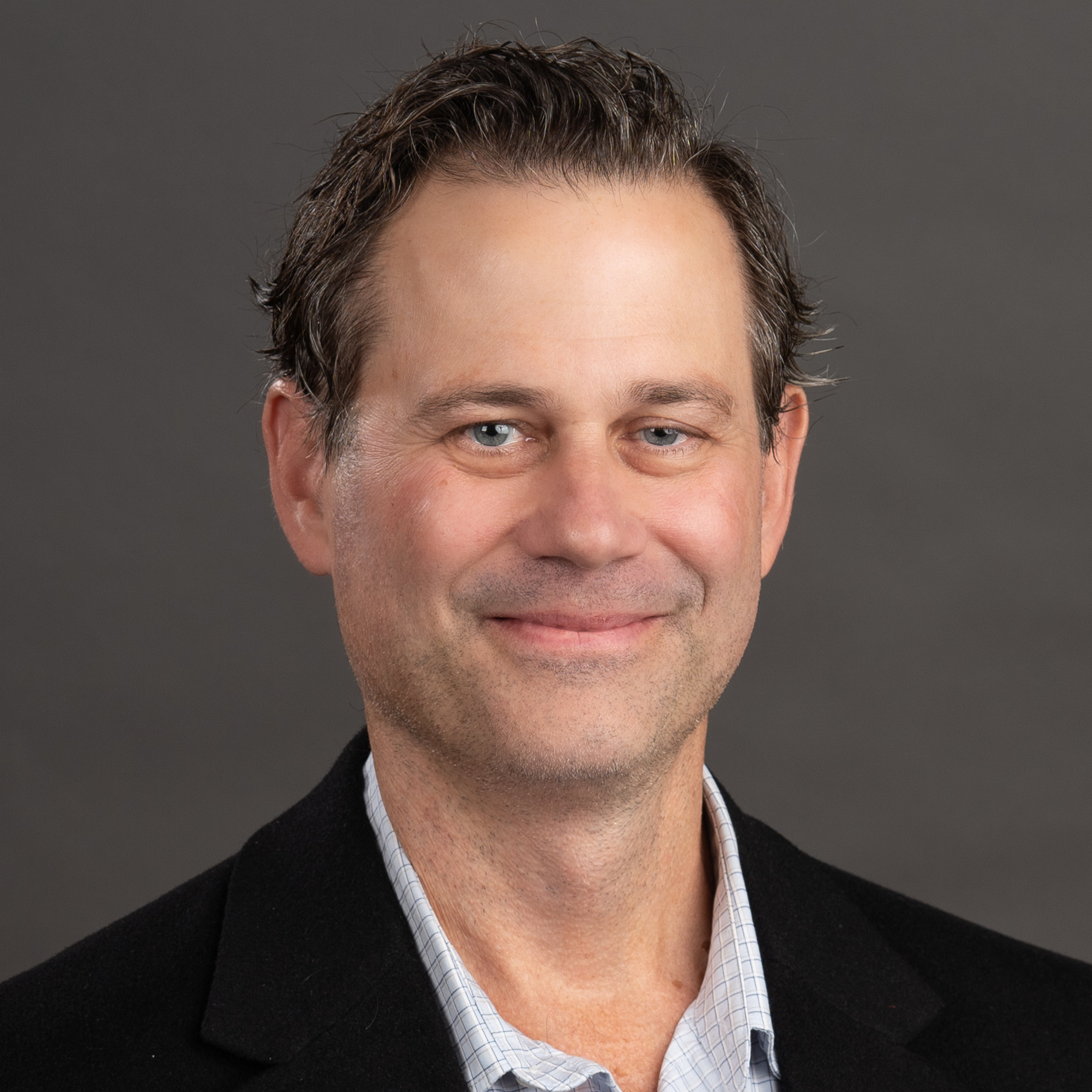 Headshot of Samuel Pratsch